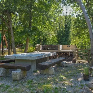 https://traditional-stone-house.in-istria.net