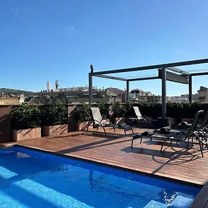 Chi 3*, Barcelona Espanha